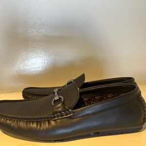 Steve Madden dress shoes.  Men’s 11.   Black.  Worn once .